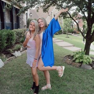 Meet your Posher, Ashley